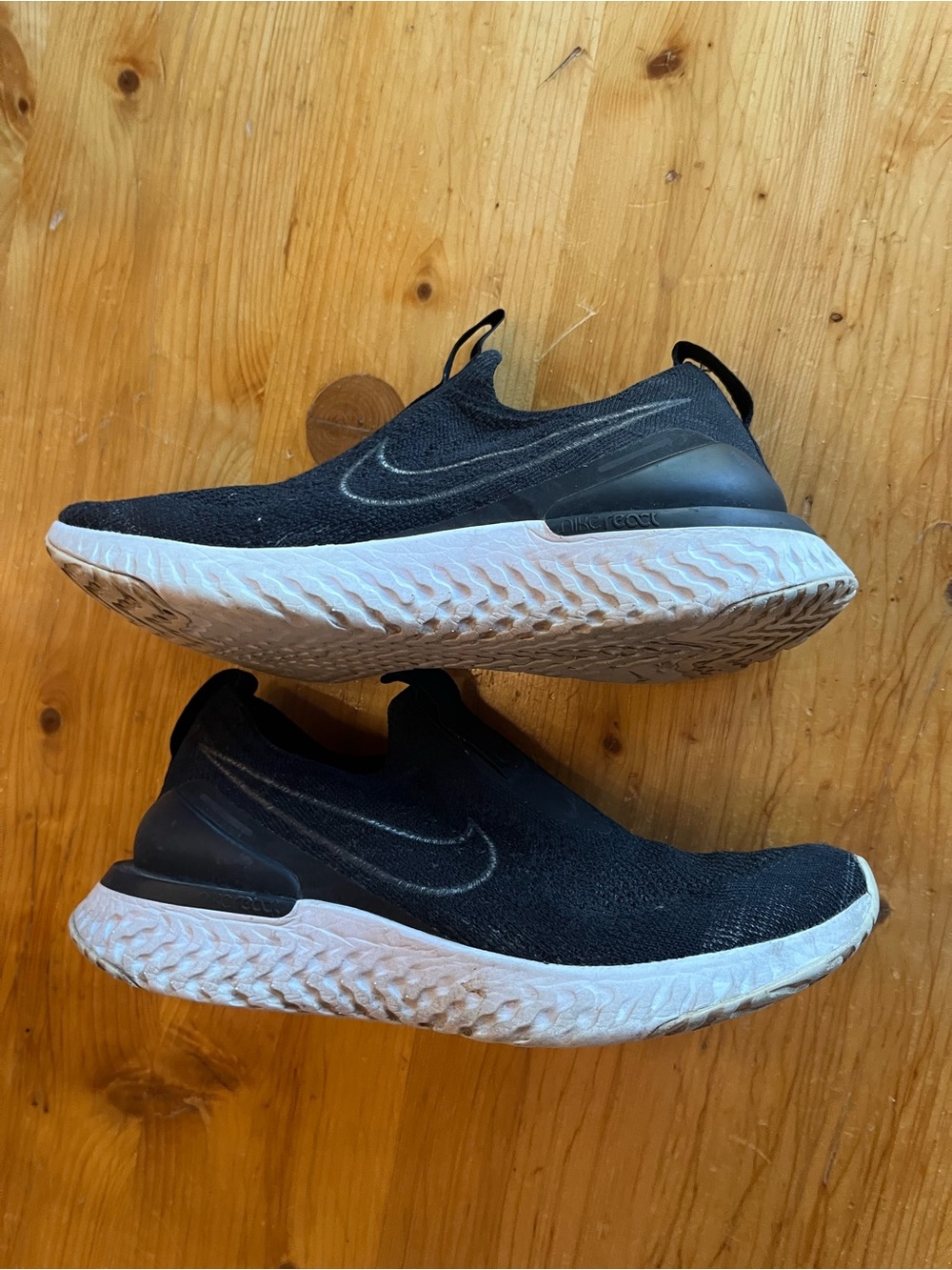 Nike Epic Phantom React Flyknit sneakers